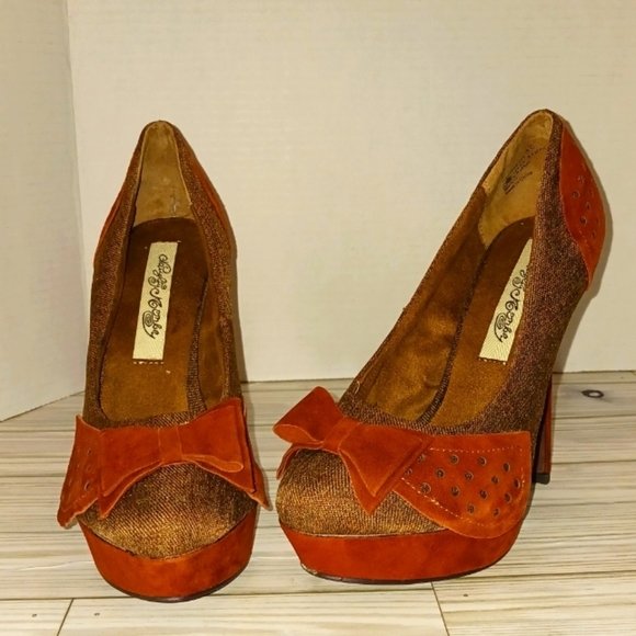 NWOB Naughty Monkey Women's Untamed Platform Pump, Size 8.5 - Picture 7 of 13